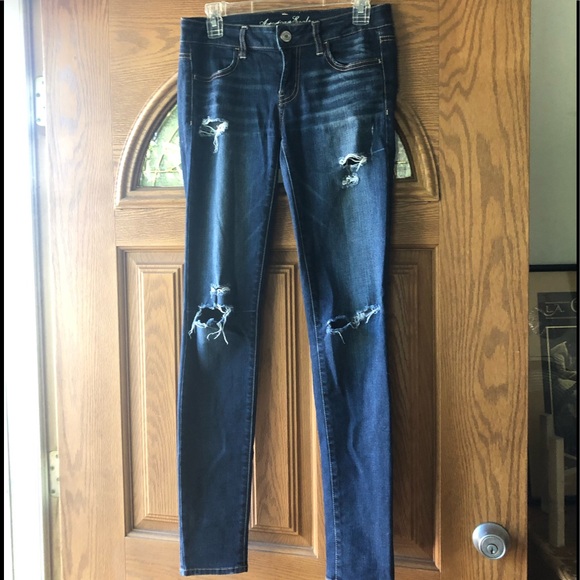 American Eagle Outfitters Denim - American Eagle SZ 4 Long. Jegging super stretch Dark Wash Jeans. Great Cond!
